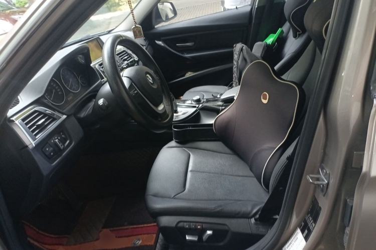 Used BMW 3 Series 2017 320Li Fashion Model Left Front Seat