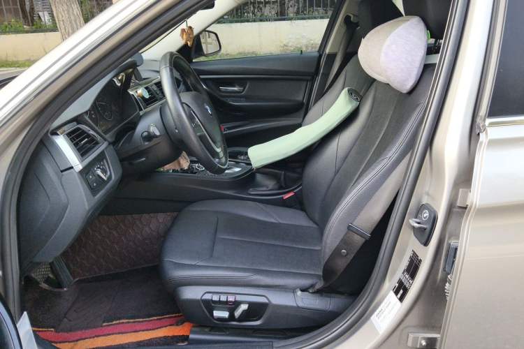 Used BMW 3 Series 2017 320Li Fashion Model Left Front Seat