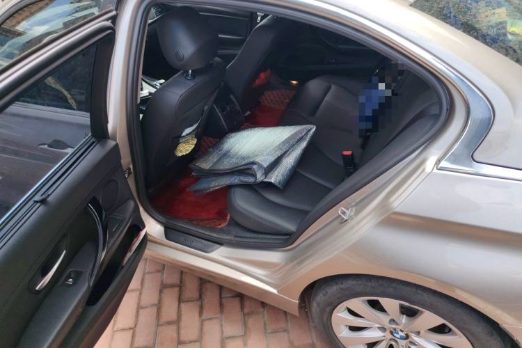 Used BMW 3 Series 2017 318Li Fashion Model Left Rear Seat