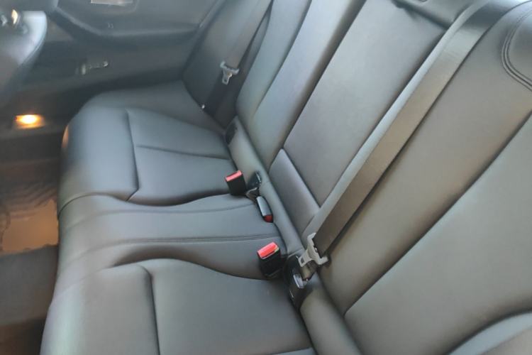 Used BMW 3 Series 2017 320Li Fashion Model Left Rear Seat