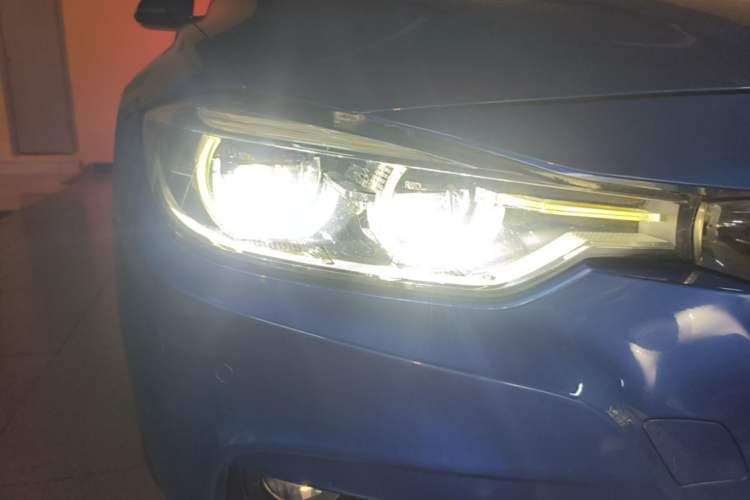 Used BMW 3 Series 2017 320Li M Sport Edition Right Front Headlight