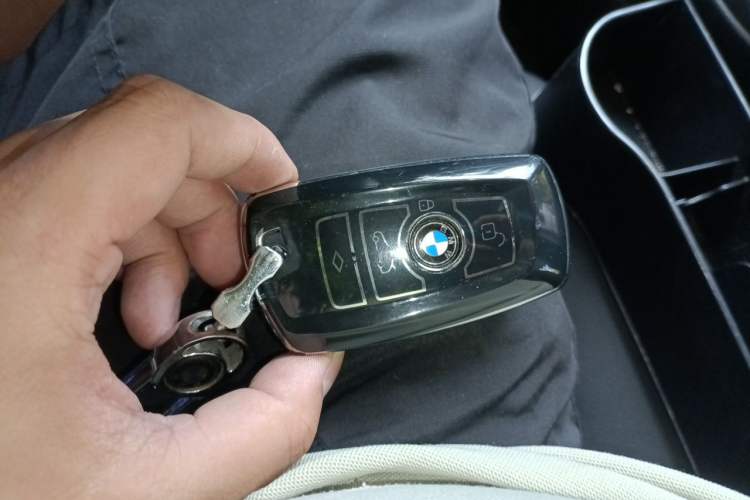Used BMW 3 Series 2017 320Li Fashion Model Vehicle Key