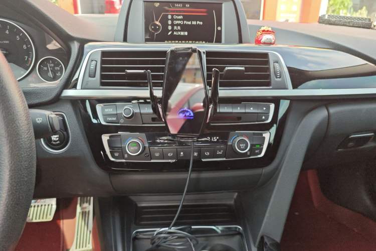 Used BMW 3 Series 2017 320Li Fashion Model Audio And AC Panel