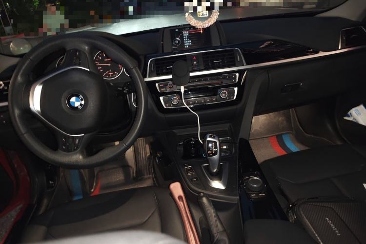 Used BMW 3 Series 2017 320Li Fashion Model Center Console