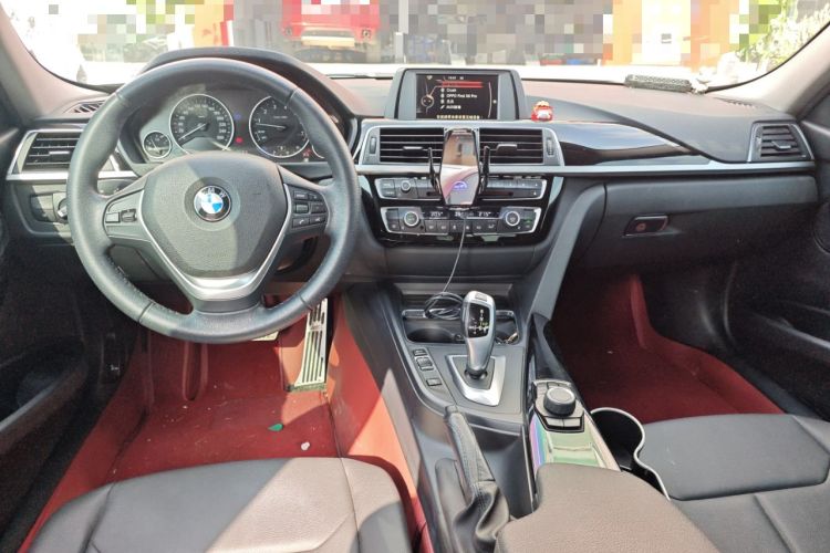 Used BMW 3 Series 2017 320Li Fashion Model Center Console