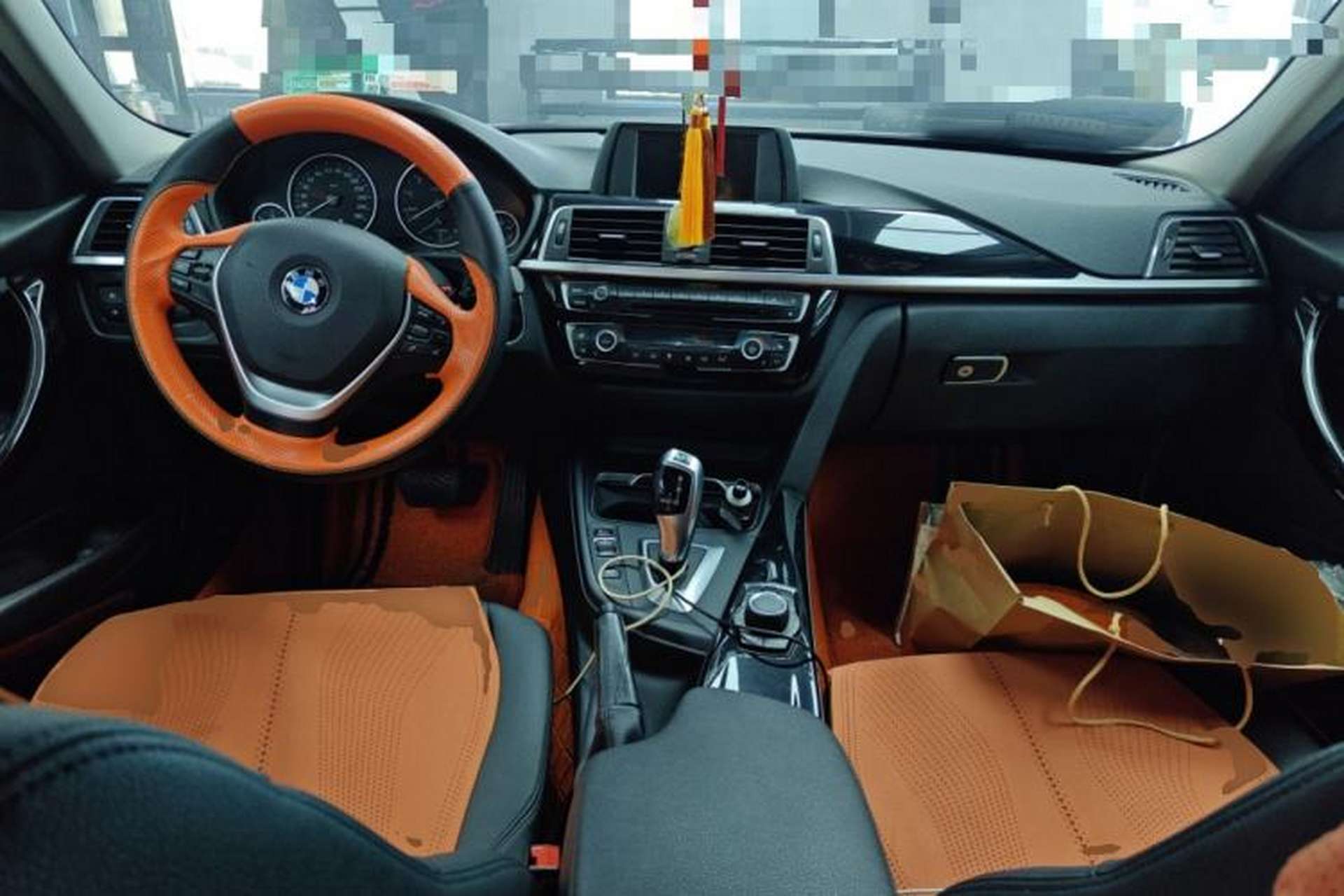 Used BMW 3 Series 2017 320Li xDrive Fashion Model Center Console