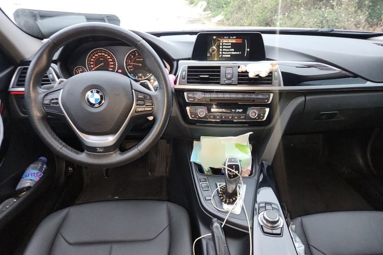 Used BMW 3 Series 2017 320Li M Sport Edition Center Console