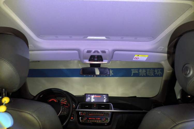 Used BMW 3 Series 2017 320Li Fashion Model Headliner