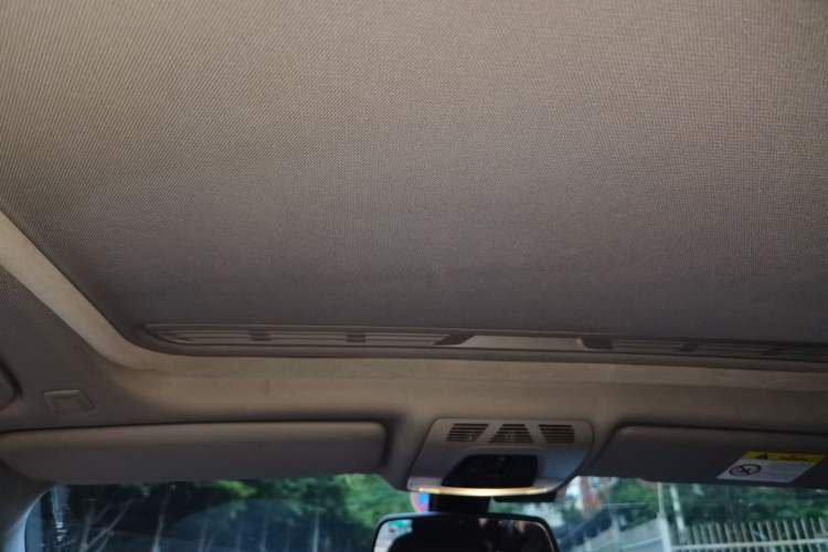 Used BMW 3 Series 2017 320Li Fashion Model Headliner