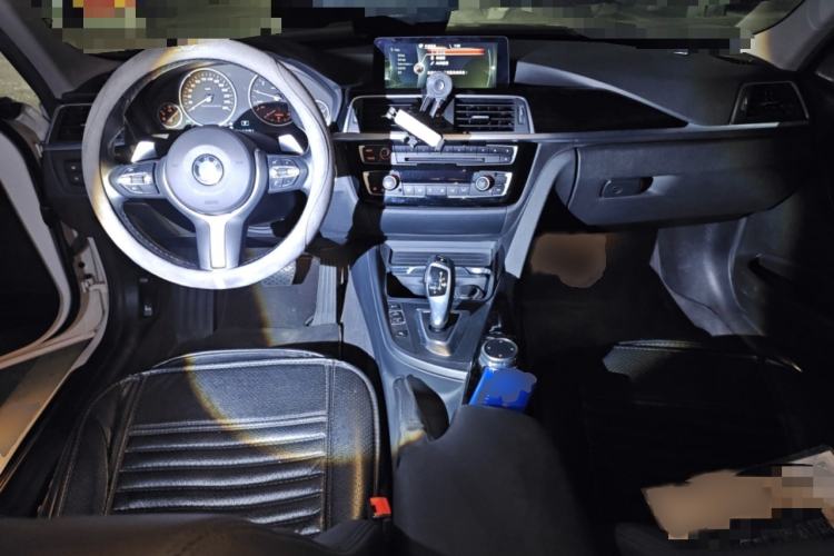 Used BMW 3 Series 2017 320Li Fashion Model Interior 2