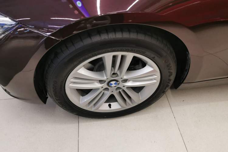 Used BMW 3 Series 2017 320Li Fashion Model Left Front Wheel Hub