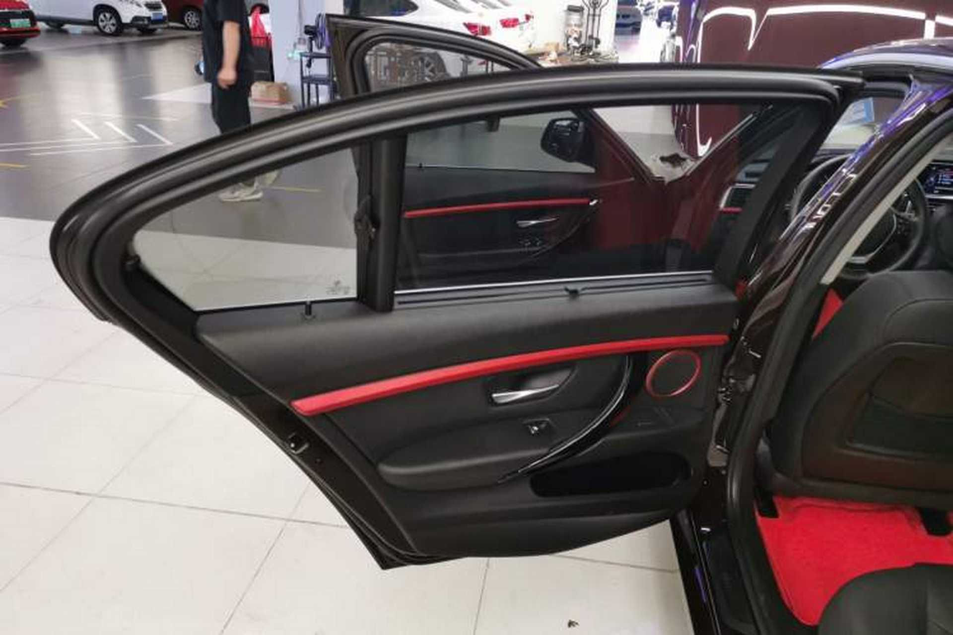 Used BMW 3 Series 2017 320Li Fashion Model Left Rear Door Interior