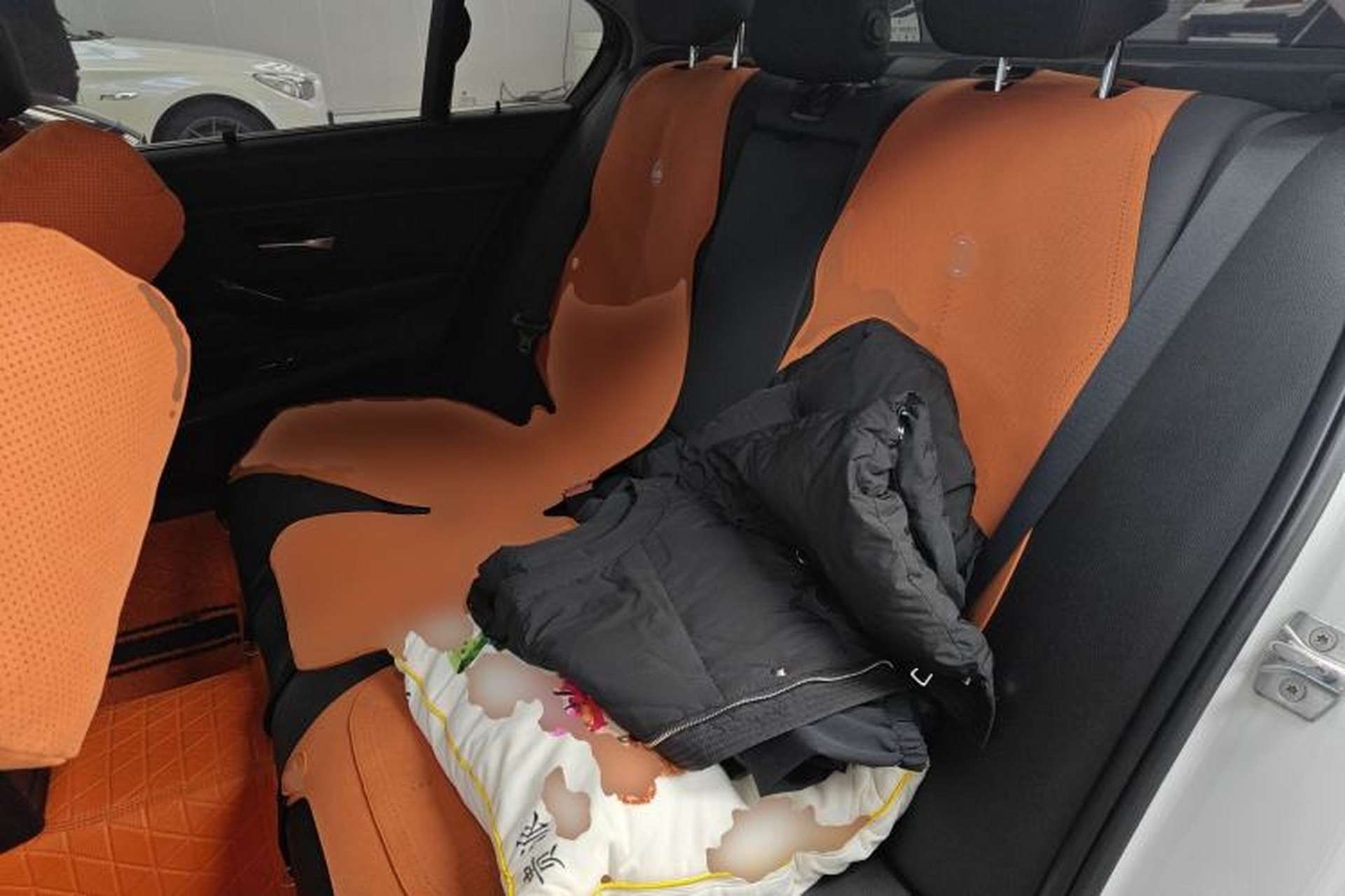 Used BMW 3 Series 2017 320Li xDrive Fashion Model Left Rear Seat