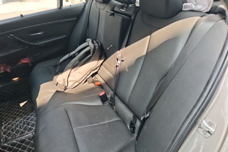Used BMW 3 Series 2017 320Li Fashion Model Left Rear Seat