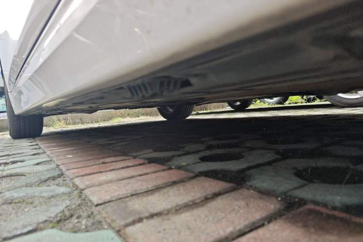 Used BMW 3 Series 2017 320Li Fashion Model Right Side Sill