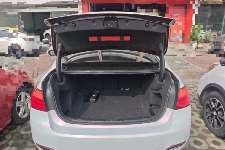 Used BMW 3 Series 2017 320Li Fashion Model Trunk