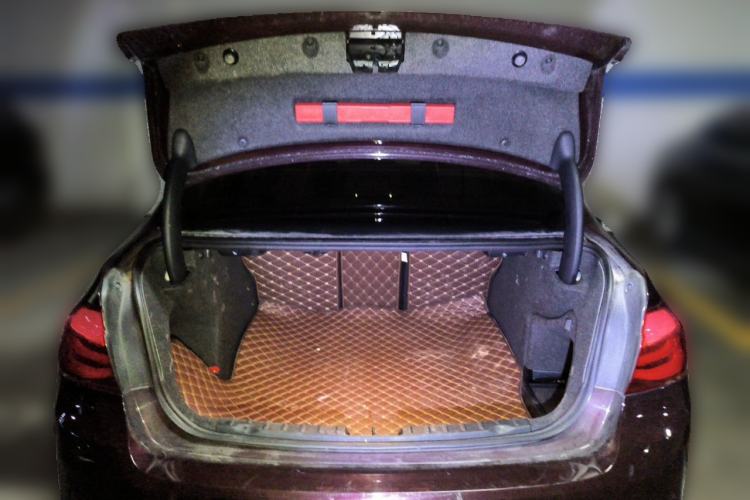 Used BMW 3 Series 2017 320Li Fashion Model Trunk
