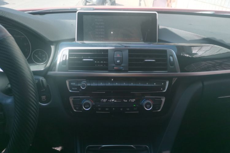 Used BMW 3 Series 2017 318Li Fashion Model Audio And AC Panel