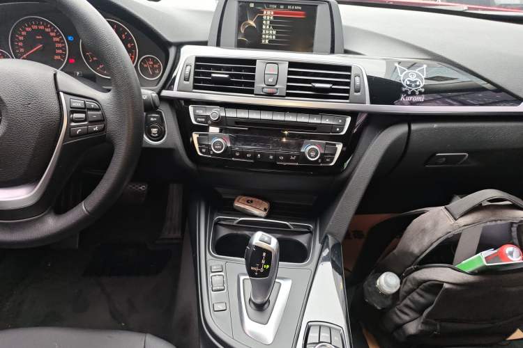 Used BMW 3 Series 2017 320Li Fashion Model Audio And AC Panel