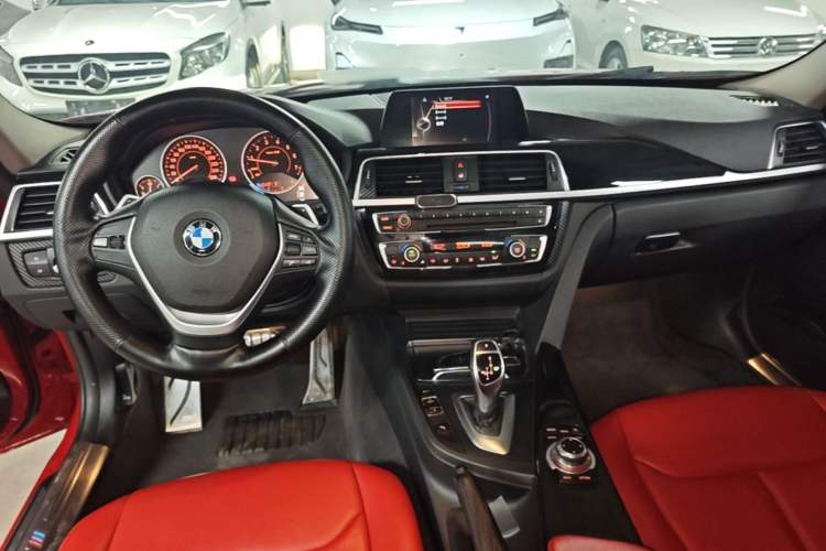 Used BMW 3 Series 2017 320Li M Sport Edition Center Console