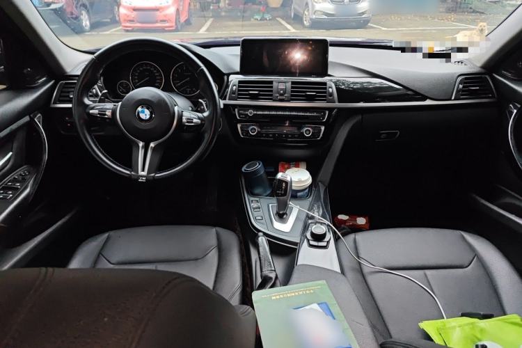 Used BMW 3 Series 2017 320Li Fashion Model Center Console