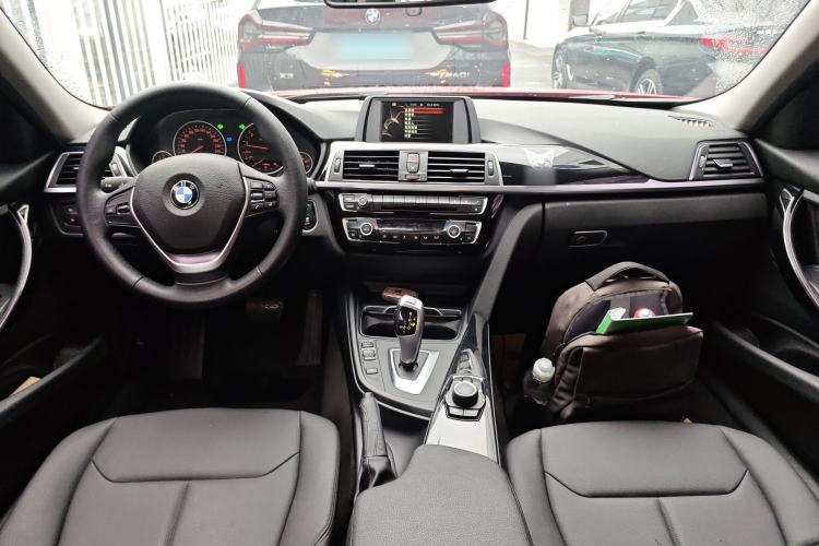 Used BMW 3 Series 2017 320Li Fashion Model Center Console