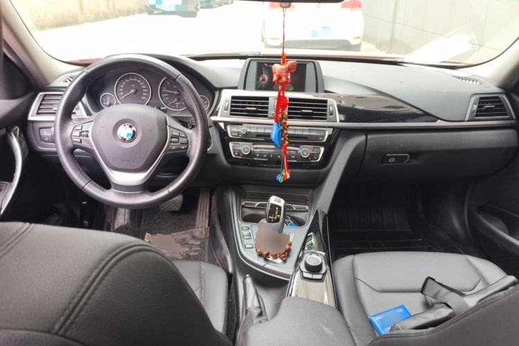 Used BMW 3 Series 2017 320Li Fashion Model Center Console