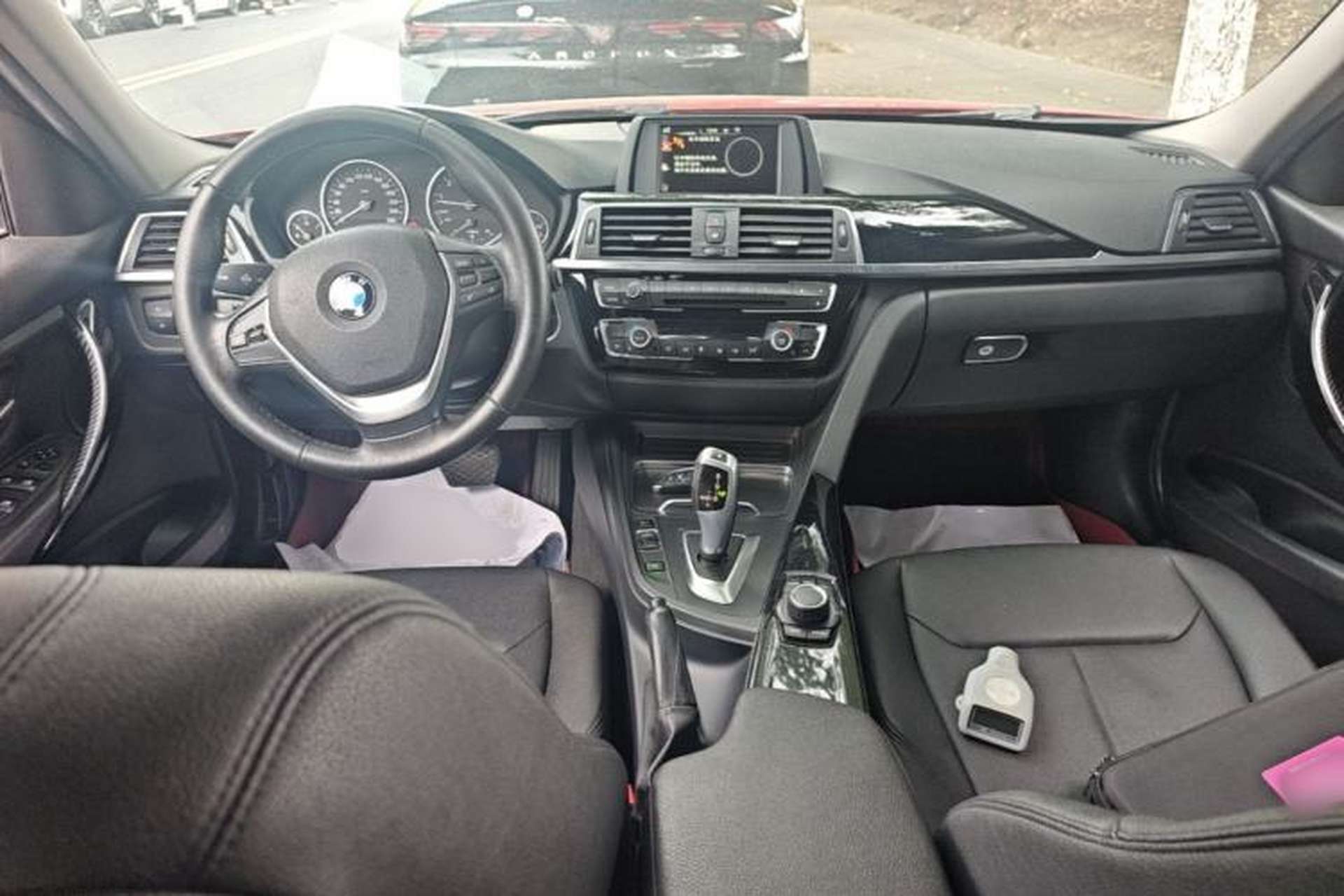 Used BMW 3 Series 2017 320Li Fashion Model Center Console