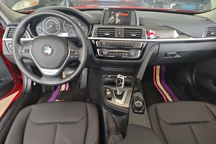 Used BMW 3 Series 2017 320Li Fashion Model Center Console