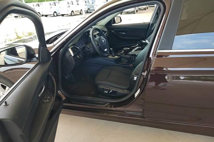Used BMW 3 Series 2017 320Li Fashion Model Driver Seat