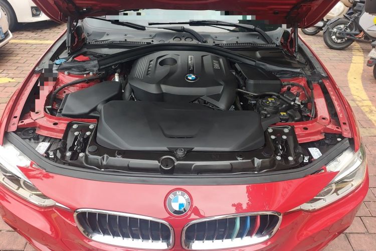 Used BMW 3 Series 2017 320i M Sport Engine Bay