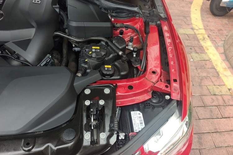 Used BMW 3 Series 2017 320i M Sport Engine Bay Left