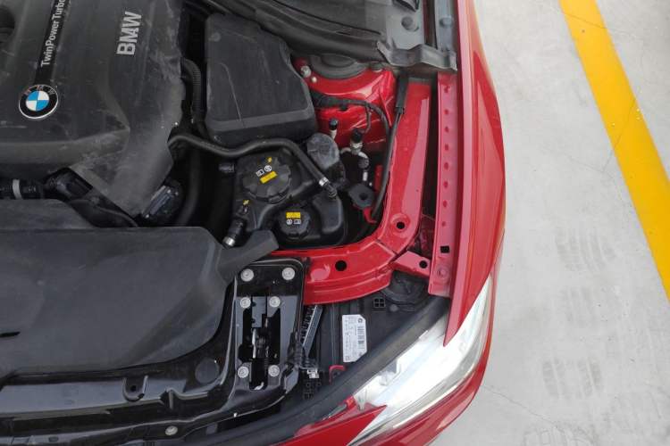 Used BMW 3 Series 2017 320Li M Sport Edition Engine Bay Left