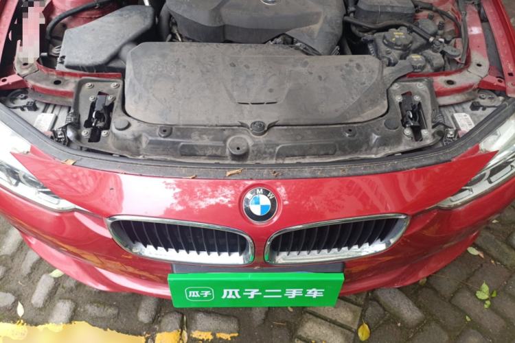 Used BMW 3 Series 2017 320Li Fashion Model Engine Bay