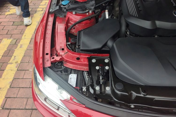 Used BMW 3 Series 2017 320i M Sport Engine Bay Right