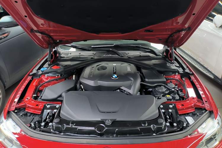 Used BMW 3 Series 2017 320Li M Sport Edition Engine Bay