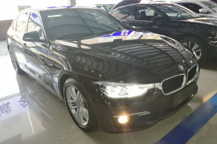 Used BMW 3 Series 2017 320Li Fashion Model Front Right 45 Deg