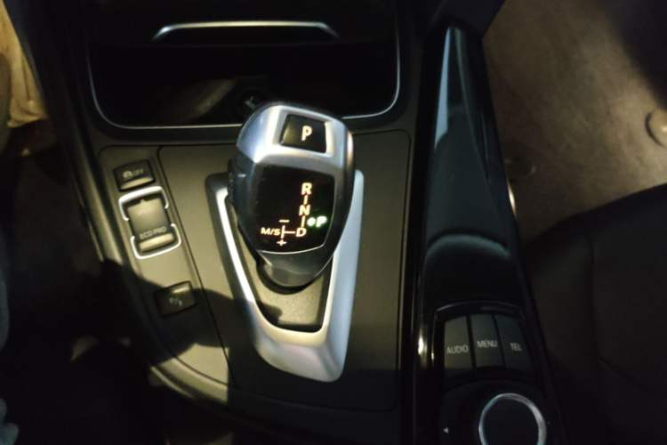 Used BMW 3 Series 2017 320Li Fashion Model Gear Lever