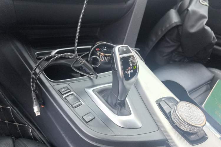 Used BMW 3 Series 2017 320i M Sport Gear Lever