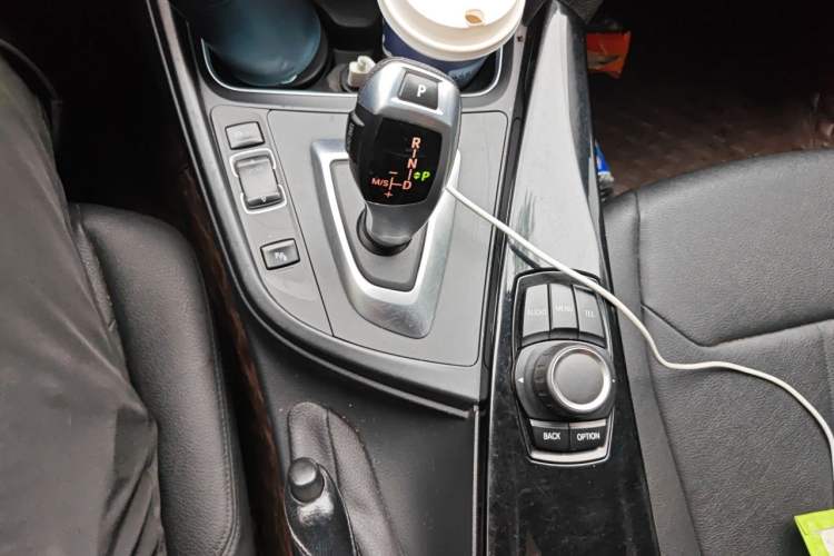 Used BMW 3 Series 2017 320Li Fashion Model Gear Lever