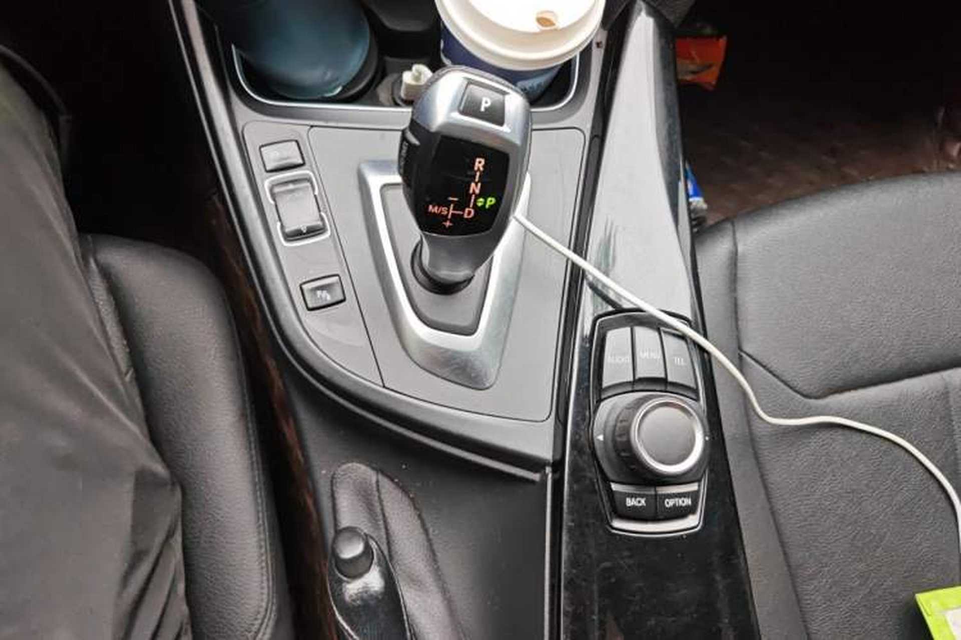 Used BMW 3 Series 2017 320Li Fashion Model Gear Lever