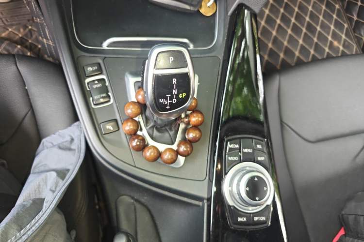 Used BMW 3 Series 2017 320Li M Sport Edition Gear Lever