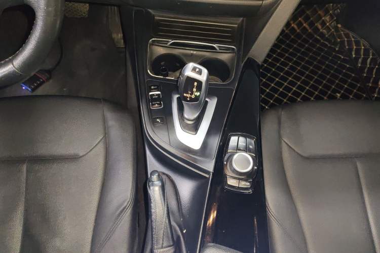 Used BMW 3 Series 2017 320Li Fashion Model Gear Lever