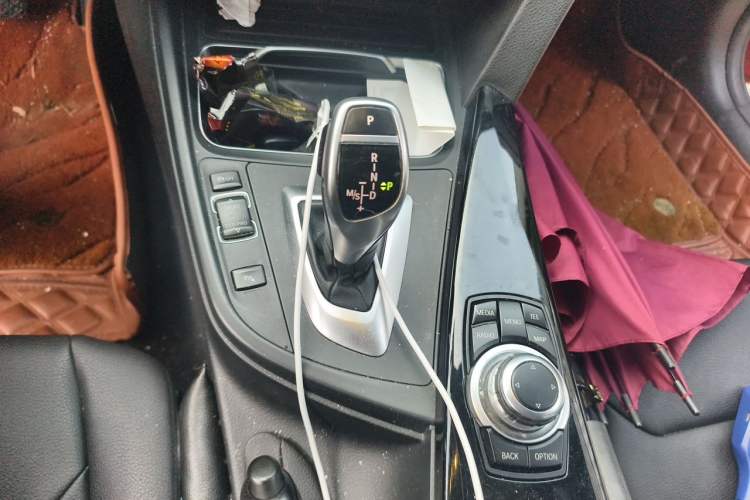 Used BMW 3 Series 2017 320Li M Sport Edition Gear Lever