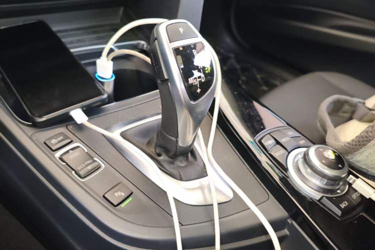 Used BMW 3 Series 2017 320Li M Sport Edition Gear Lever