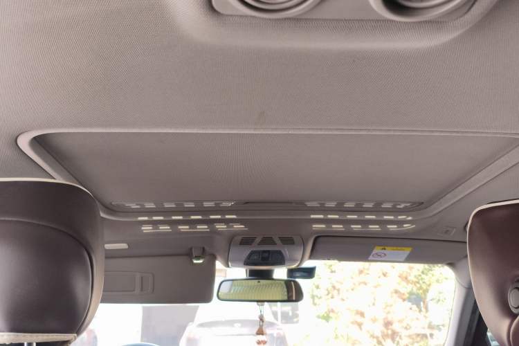 Used BMW 3 Series 2017 320Li Fashion Model Headliner
