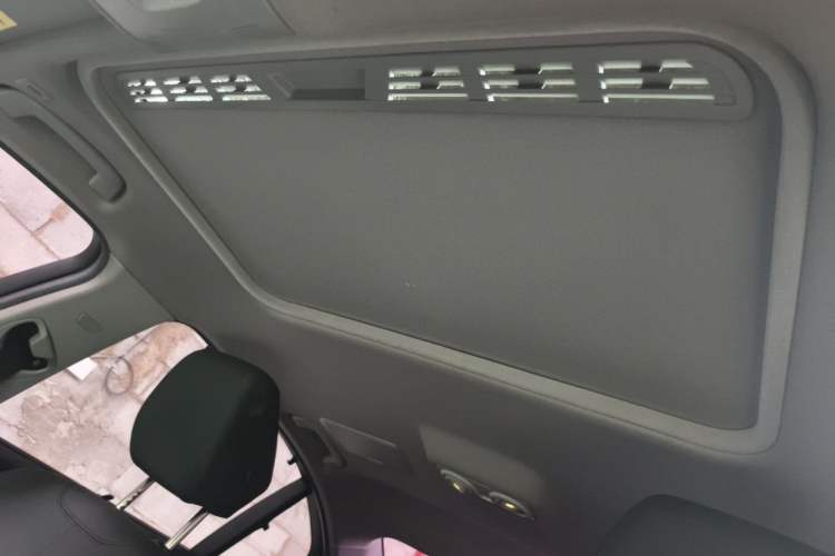 Used BMW 3 Series 2017 320Li Fashion Model Headliner