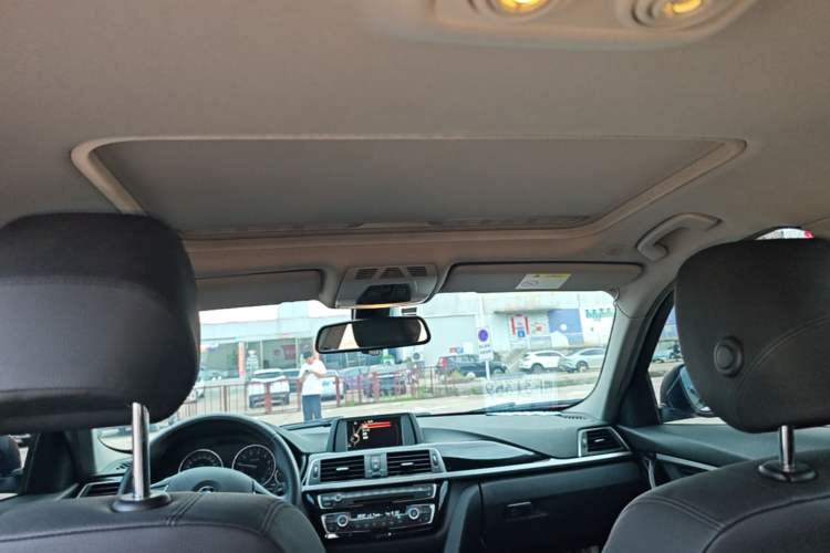 Used BMW 3 Series 2017 320Li Fashion Model Headliner