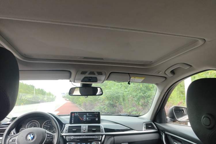 Used BMW 3 Series 2017 320Li Fashion Model Headliner