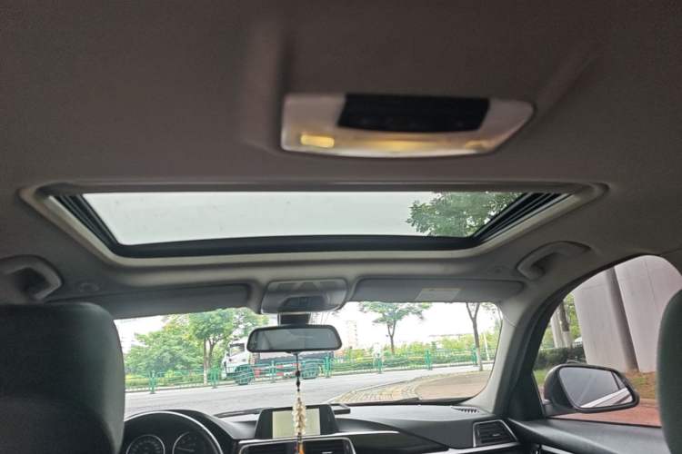 Used BMW 3 Series 2017 318i Fashion Model Headliner